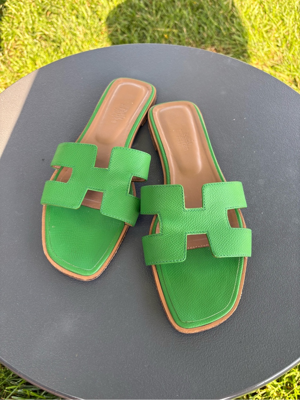 Hermes Oran Unisex Women’s Sandals Green Leather Slides EUR 40 Pre-Owned